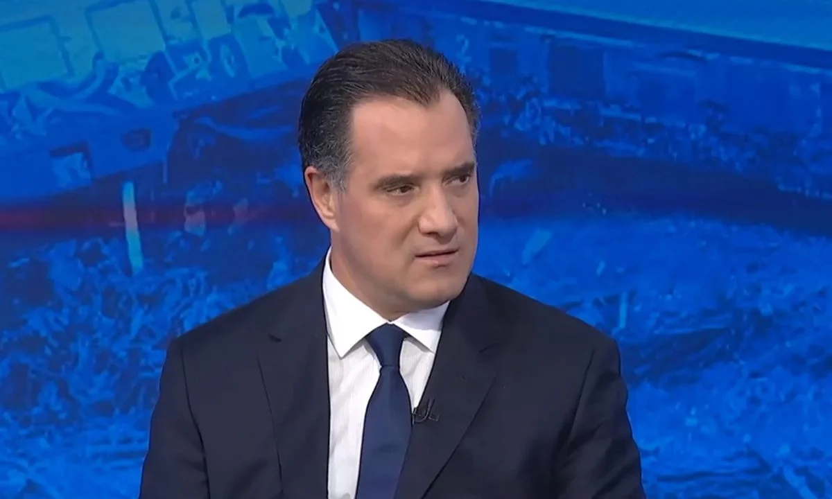 «Δεν είναι μακριά η εποχή που οι Αθηναίοι θα κλάψουν με μαύρο δάκρυ για την επιλογή τους» έγραψε ο Άδωνις Γεωργιάδης για τον Χάρη Δούκα.