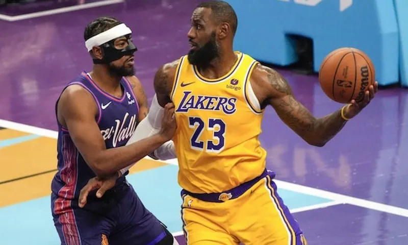 NBA Αποτελέσματα: Ο ΛεΜπρόν νίκησε τον Ντουράντ - Έπαιξε ελάχιστα ο Βεζένκοφ στη νίκη των Κινγκς
