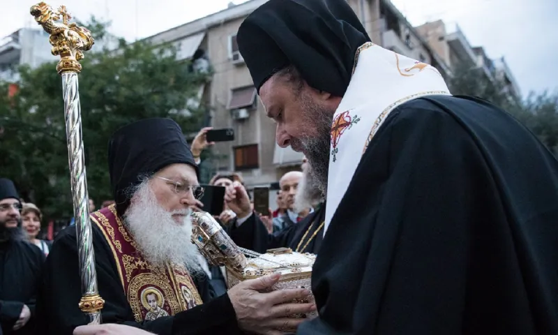 Γέροντα Εφραίμ ευχαριστούμε που φροντίζετε για εμάς τους αμαρτωλούς - Την ευλογία του Αγίου Ιωάννη του Χρυσοστόμου να έχουμε