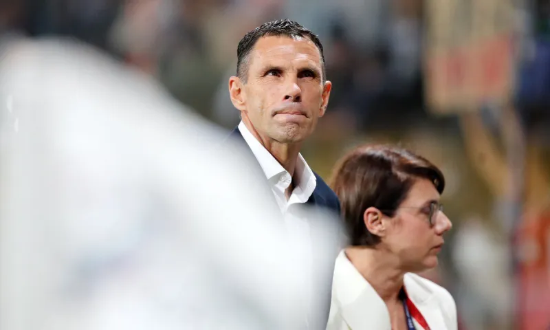 Αν υπάρχει ίχνος σοβαρότητας στην ΕΠΟ, ο Πογέτ δεν πρέπει να κάτσει στον πάγκο ούτε στο φιλικό…