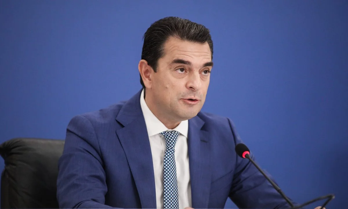 Η κοροϊδία της κυβέρνησης συνεχίζεται - Αβέβαιο αν θα φτάνει πραγματική μείωση στο ράφι, για τους λίγους κωδικούς που ανακοίνωσε ο Κώστας Σκρέκας.