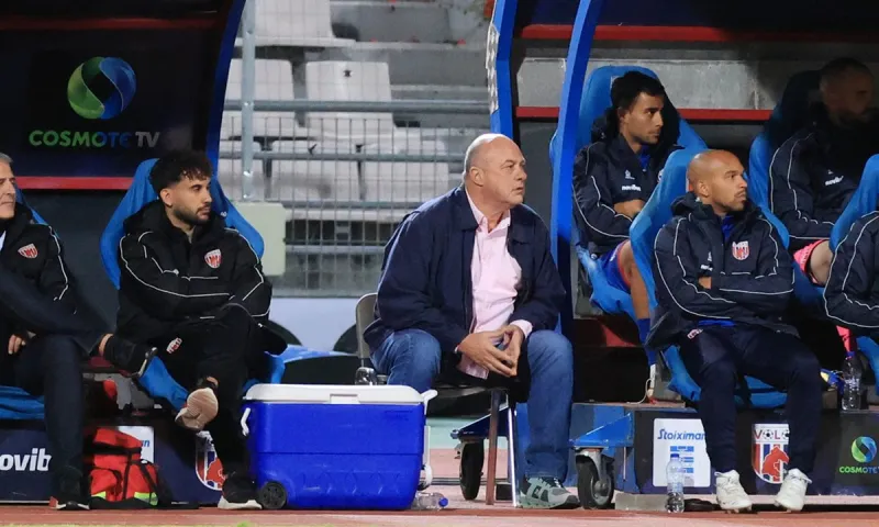 Stoiximan Super League νέα (17/11): Το μέλλον του Νταμπράουσκας και η αποτυχία του ΠΑΣ Γιάννινα - Φεύγει από το ποδόσφαιρο ο Μπέος;