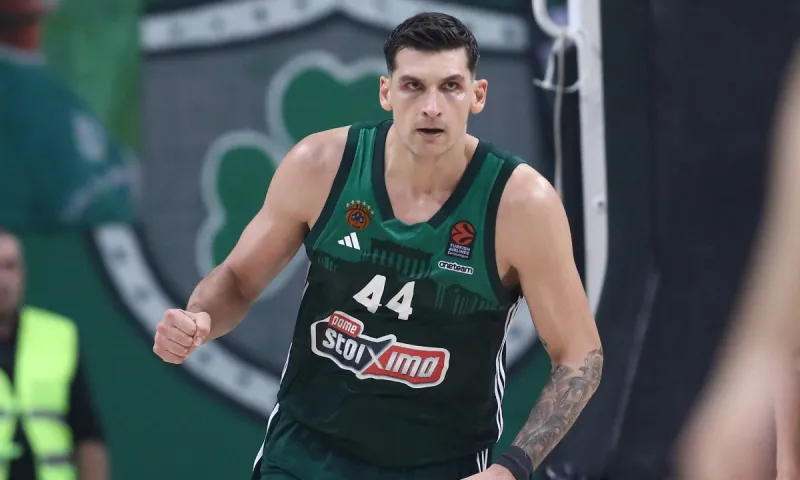 Παναθηναϊκός: Ο Ντίνος Μήτογλου μπορεί να γίνει Σάσα Βεζένκοφ