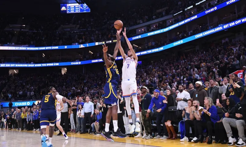NBA Αποτελέσματα: Ήττα από τους Θάντερ οι Γουόριορς – Τρομερή ανατροπή για Μπουλς!