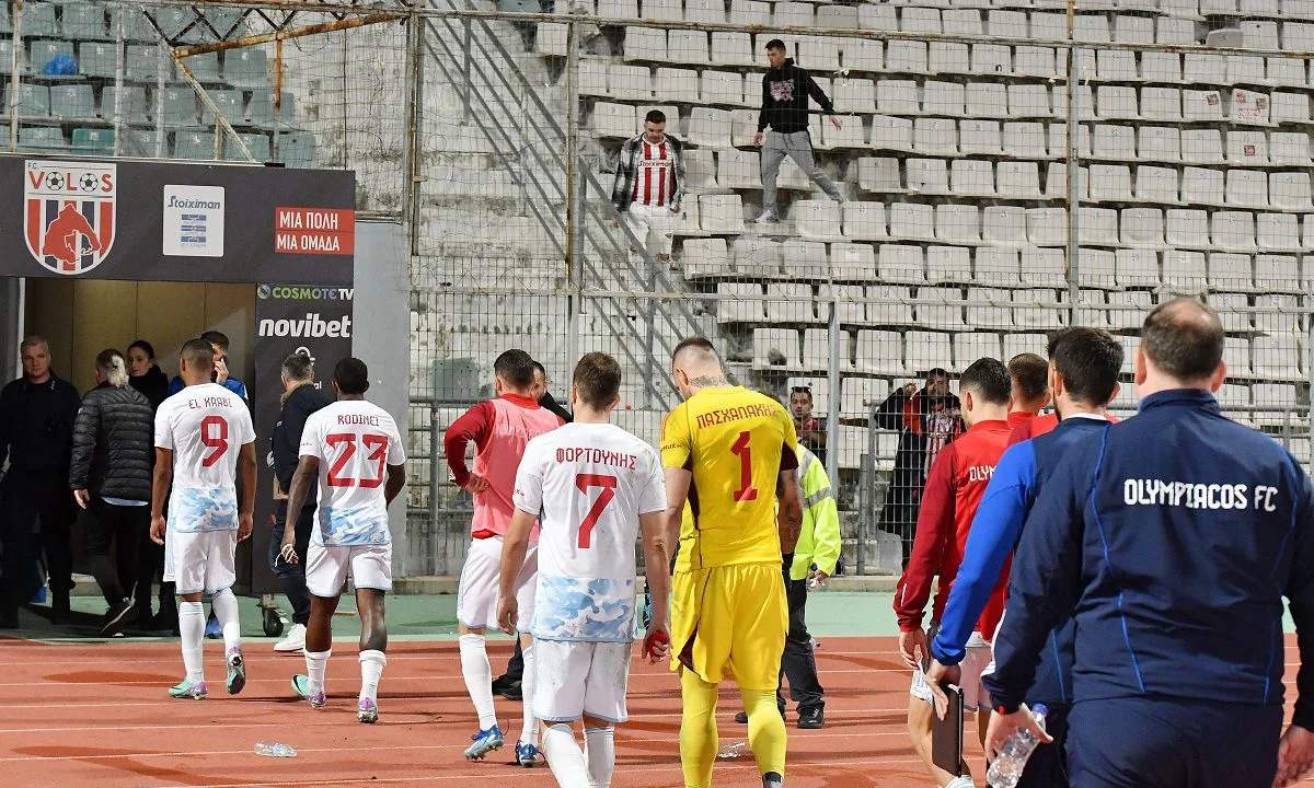 Παράπονα για τη διαιτησία εις βάρος του Ολυμπιακού, αλλά για την αστυνομία εξέφρασε ο Κώστας Νικολακόπουλος μέσω του bwinΣΠΟΡ FM 94.6.