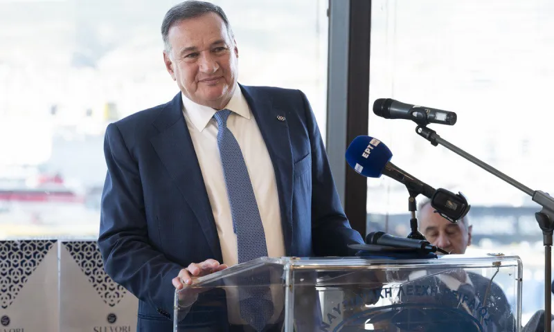 Καπράλος στη Ναυτιλιακή Λέσχη Πειραιά: «Οι αθλητές μας  χρειάζονται κάθε είδους υποστήριξη»