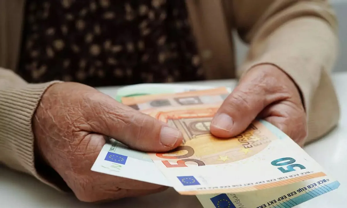 Συντάξεις Ιανουαρίου: Πότε θα δείτε λεφτά στους λογαριασμούς σας!