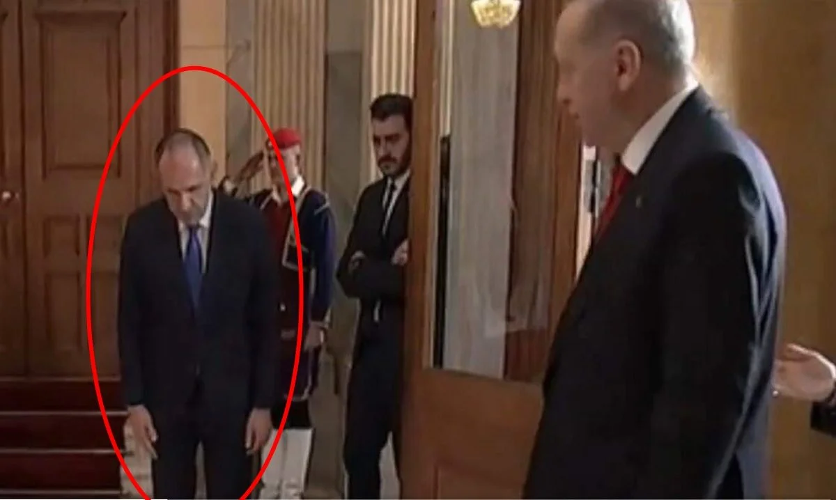 Ο ραγιαδισμός σε όλη του τη μικροπρέπεια - Ο Γιώργος Γεραπετρίτης δεν τήρησε ούτε τα προσχήματα και έκανε τεμενά στον πολεμοχαρή Σουλτάνο!