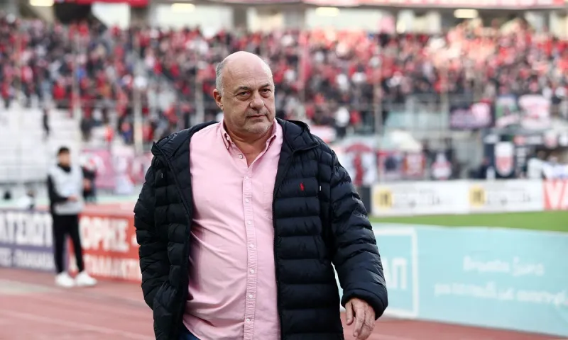 Stoiximan Super League νέα (7/12): Ο όρος που μπορεί να τινάξει στον «αέρα» την πώληση του Βόλου και το «άδειασμα» του Αναστασίου στους παίκτες του - Επικοινωνιακό τρικ από ΟΦΗ