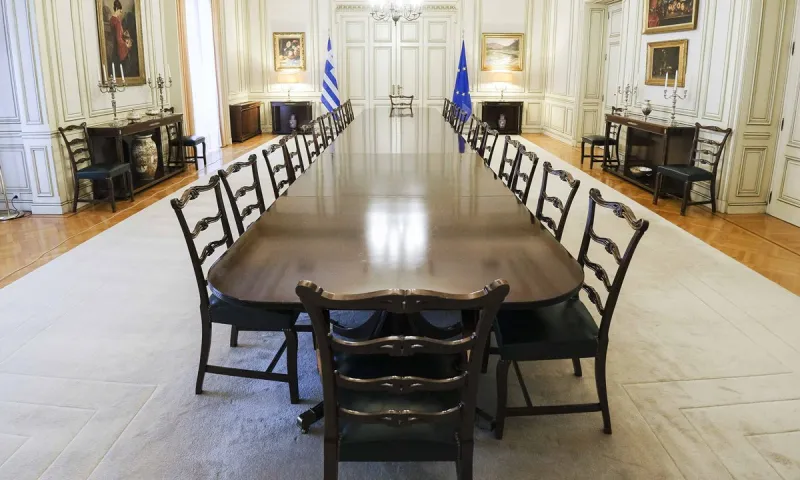 Οπαδική βία – Τραυματισμός αστυνομικού: Έκτακτη σύσκεψη στο Μαξίμου - Για να ξανασυσκεφθούν όσα συσκέφθηκαν μετά τον Άλκη και τον Μιχάλη;