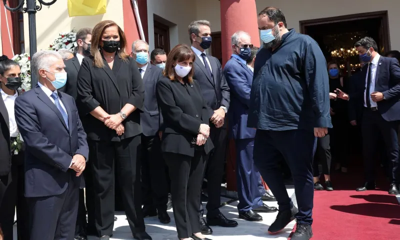 Ολυμπιακός: Ο Βαγγέλης Μαρινάκης το γνωρίζει -  Άλλο Αλέξης Τσίπρας, άλλο Κυριάκος Μητσοτάκης
