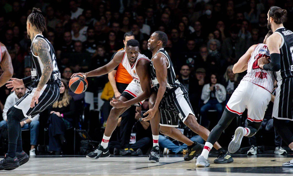 EuroLeague: Έτσι διαμορφώθηκε η βαθμολογία μετά την ήττα του Ολυμπιακού στη Μπολόνια