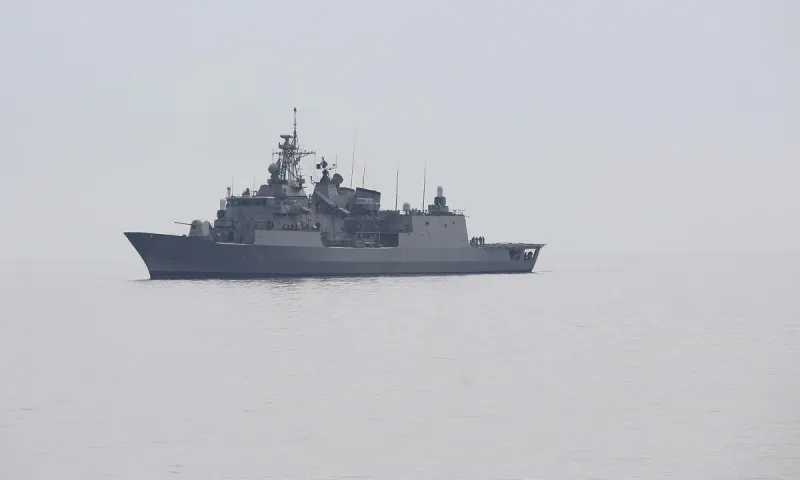 Η Ελλάδα στέλνει φρεγάτα με μέσα αυτοπροστασίας στην Ερυθρά Θάλασσα!