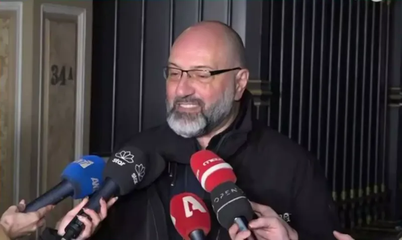 Σάκης Αρναούτογλου: Έτσι μας ευχήθηκε «καλά Χριστούγεννα» - Σημαίνει κάτι για τον καιρό των γιορτών;