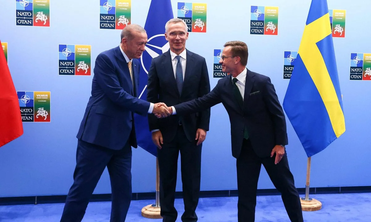 Τουρκία: Η Επιτροπή Εξωτερικών Υποθέσεων της τουρκικής Εθνοσυνέλευσης έδωσε τελικά το πράσινο φως για την ένταξη της Σουηδίας στο ΝΑΤΟ.