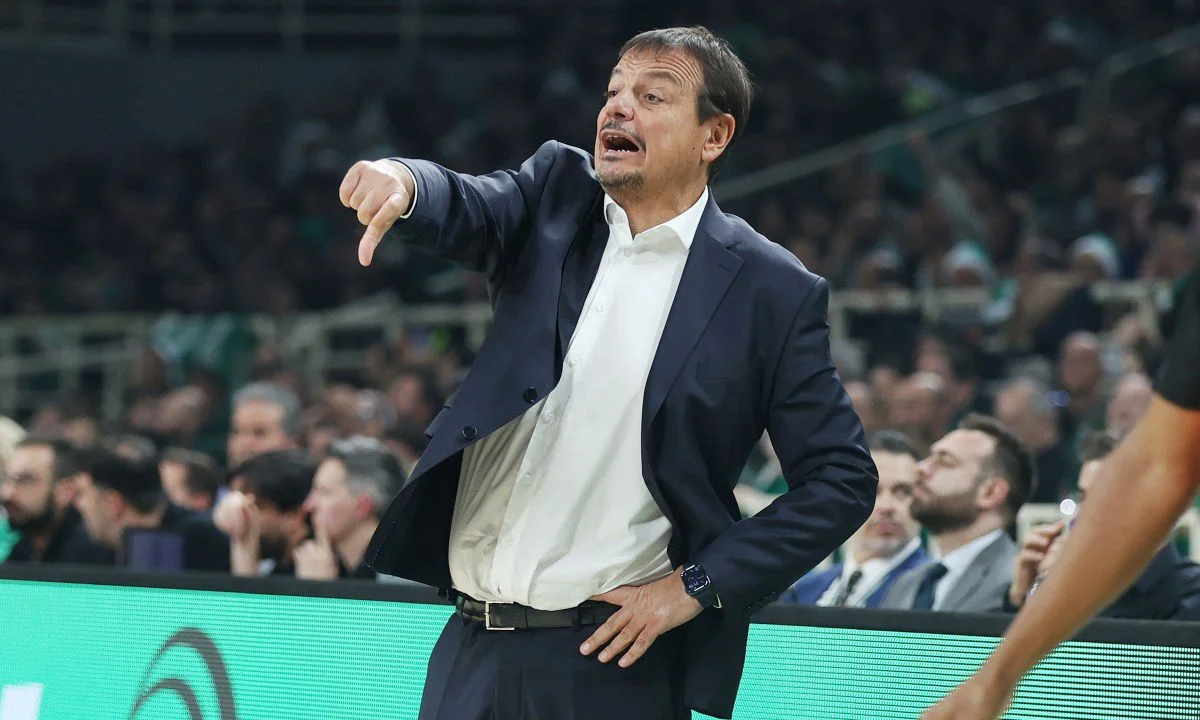 Η άμυνα που παίζει ο Παναθηναϊκός, έργο του Εργκίν Αταμάν, είναι γεγονός περισσότερο θαυμαστό από οτιδήποτε άλλο στο «τριφύλλι».