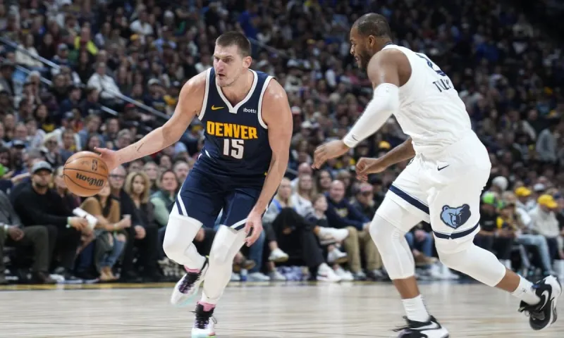 NBA Αποτελέσματα: «Έπιασε» τον Τσάμπερλεϊν ο άχαστος Γιόκιτς - 28 σερί ήττες οι Πίστονς!