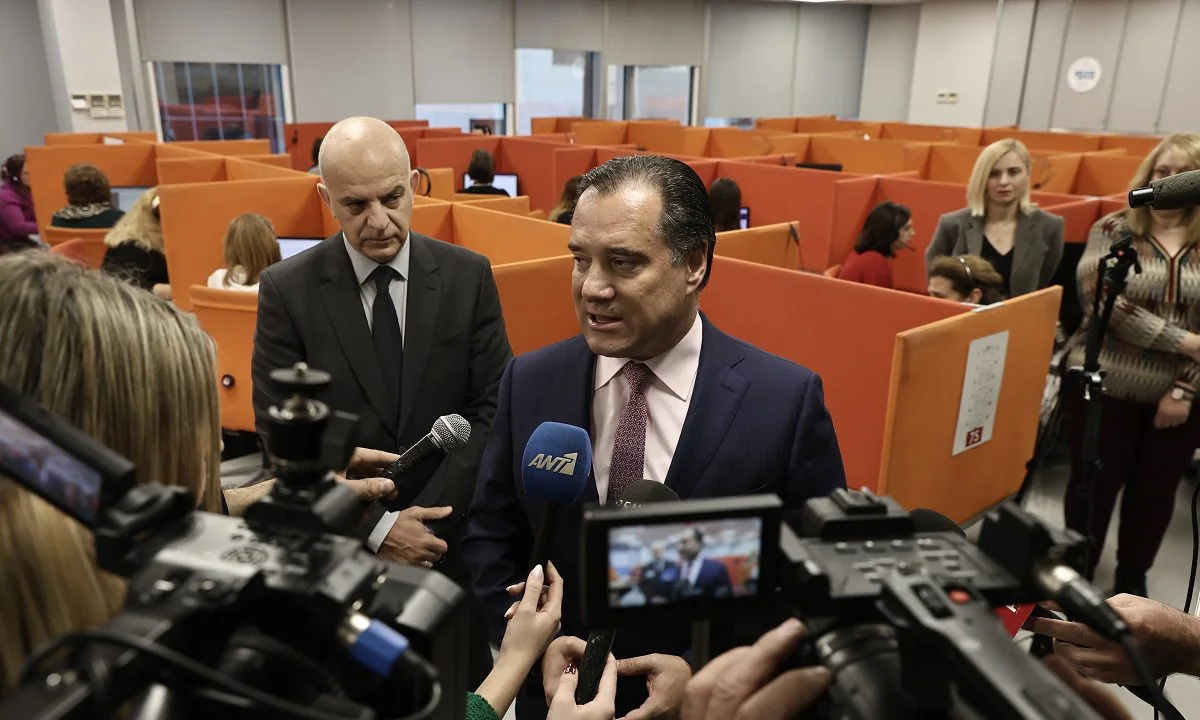 Άδωνις Γεωργιάδης: Πληρώνει ο υπουργός Εργασίας τις βλακείες που έλεγε στη Βουλή στον Δημήτρη Νατσιό;