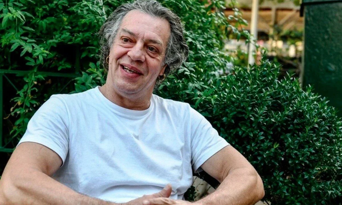 ALPHA: Στον αέρα πασίγνωστη πολυαναμενόμενη σειρά — για τον Σκαραβαίο