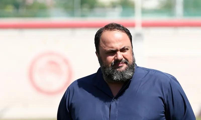 Τον παιχταρά της Μπενφίκα ντύνει στα «ερυθρόλευκα» ο Μαρινάκης