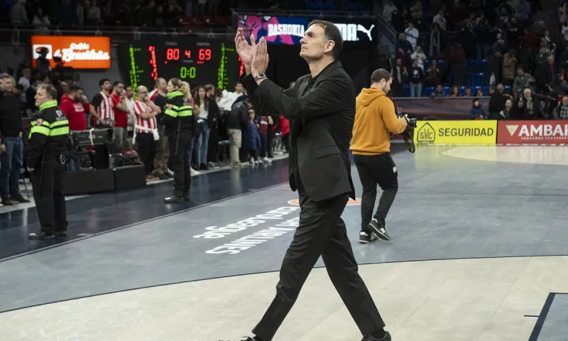 Ολυμπιακός: Θα συνεχίσει ο Μπαρτζώκας να δουλεύει δύο ομάδες;