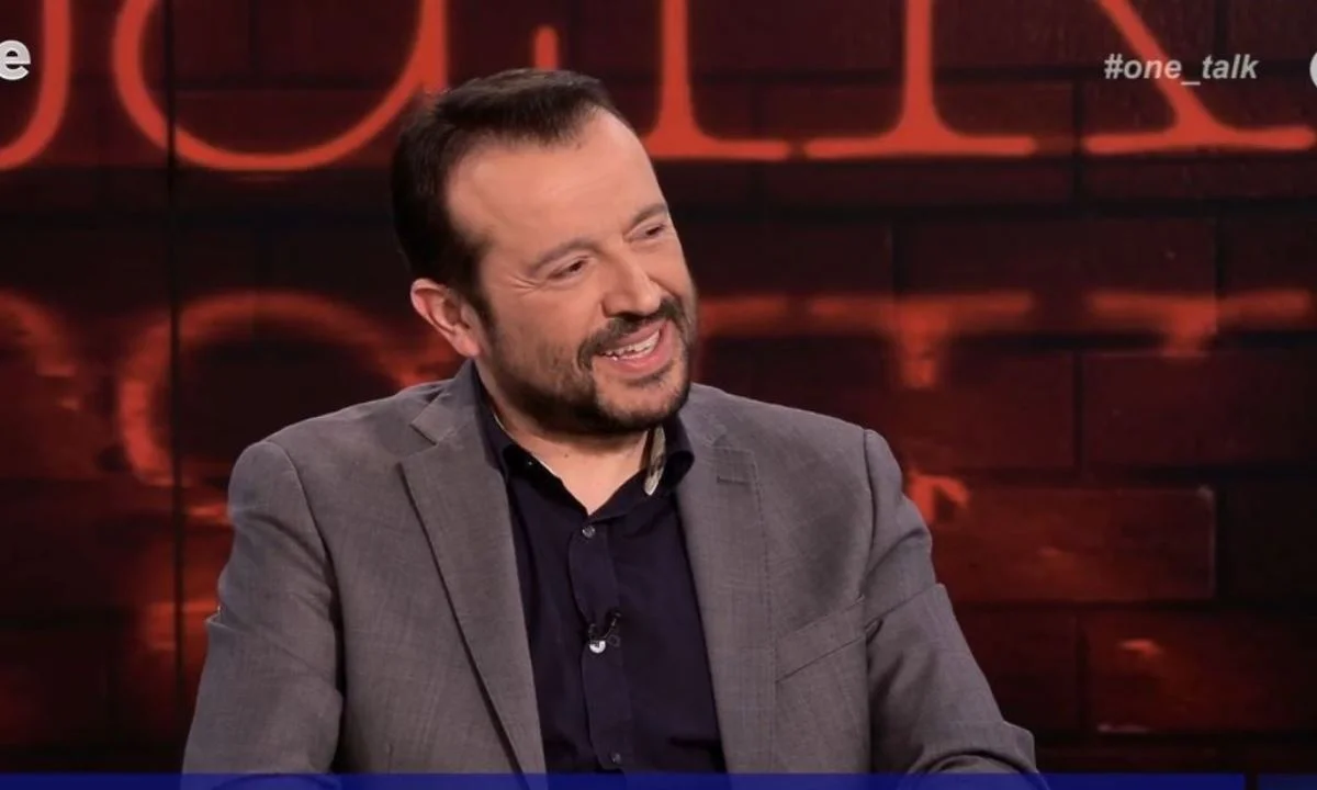 Η ΝΙΚΗ για το κοινό καλό, ο εξαιρετικός ακροατής και φαν, Νίκος Παππάς και το Sportime που διαβάζεται ανελλιπώς στους διαδρόμους της Βουλής!