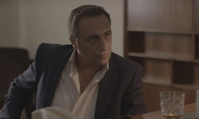 Ο παράδεισος των κυριών επόμενα επεισόδια: Ο Αποστόλης μπαίνει κρυφά στο σπίι του Χρήστου