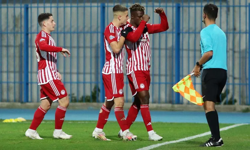 Super League 2: «Ερυθρόλευκο» το ντέρμπι και Παναθηναϊκός Β' για φούντο