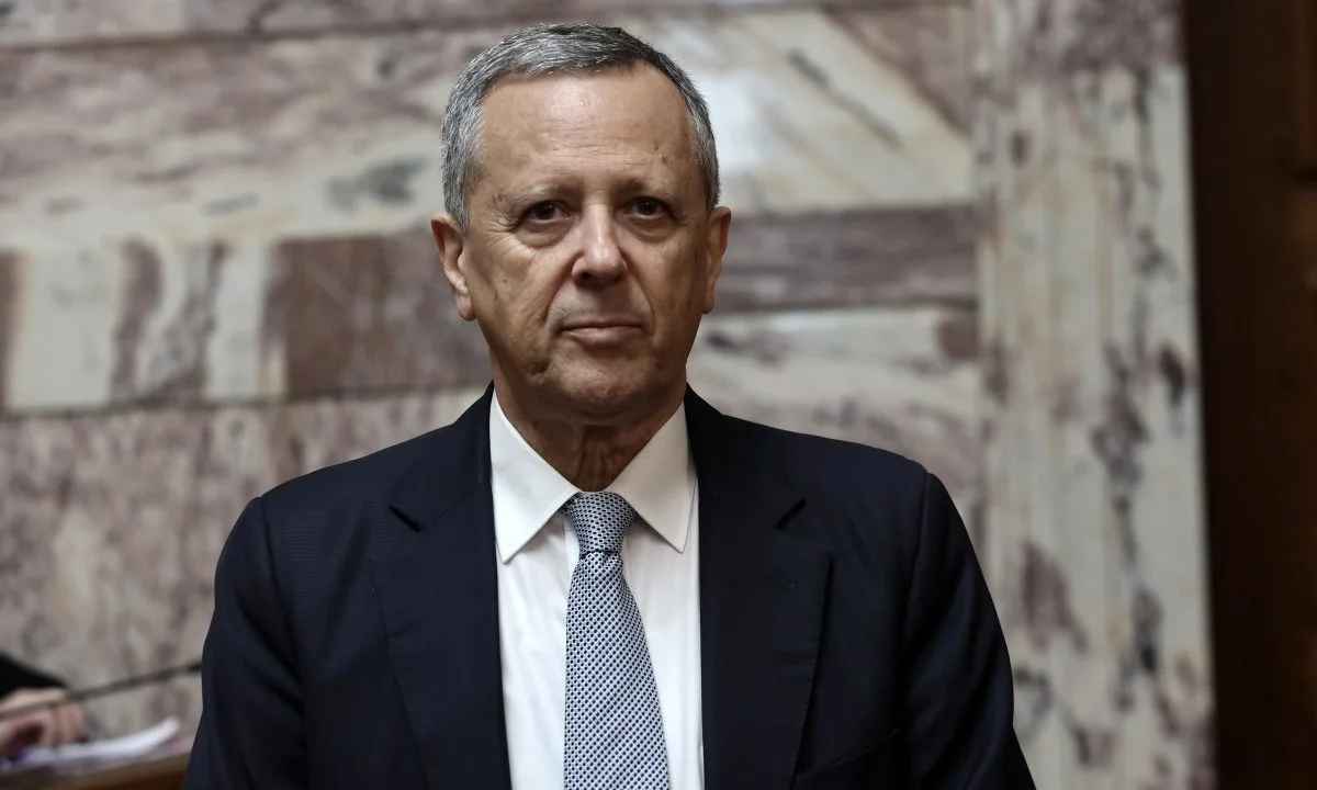 Ούτε μία, έτσι για το ονόρε, από τις ερωτήσεις που έκανε η ΝΙΚΗ στη Βουλή δεν μπόρεσε να απαντήσει ο πρόεδρος της ΕΠΟ, Παναγιώτης Μπαλτάκος.