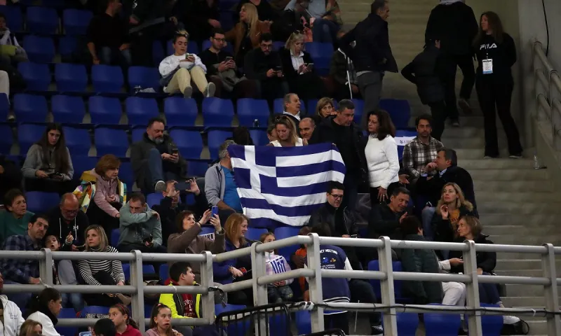 Davis Cup: Μαχητής και απίστευτο τένις ο Αριστοτέλης Θάνος με αντίπαλο 1200 θέσεις πιο ψηλά από αυτόν - Τεράστια ΝΙΚΗ