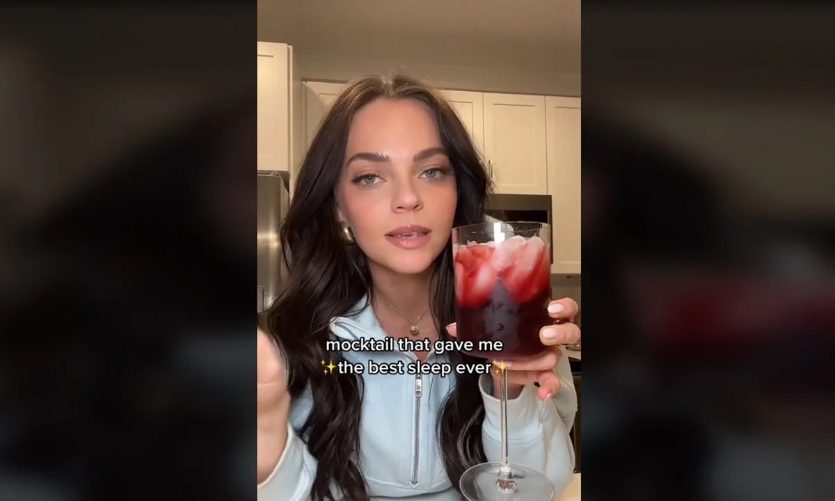 Το viral κοκτέιλ του TikTok που υπόσχεται «τον καλύτερο ύπνο της ζωής σου»: Τι λένε οι ειδικοί