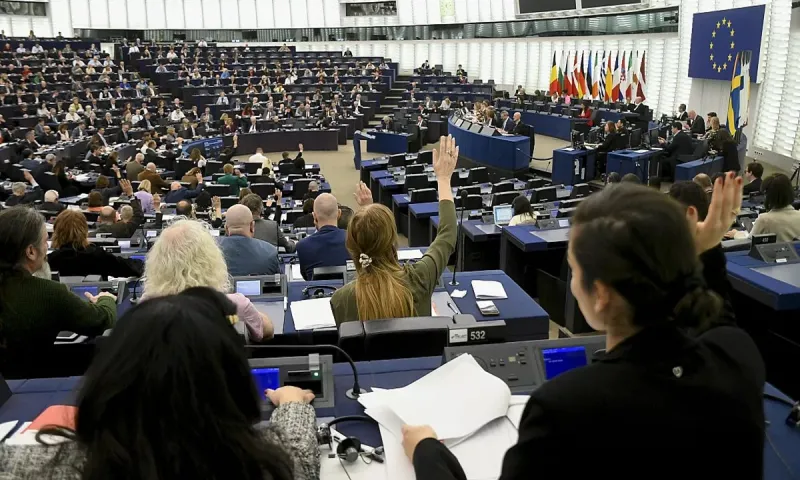 Ευρωκοινοβούλιο: Ψήφισμα - κόλαφος για την κυβέρνηση Μητσοτάκη - Η Ελλάδα  καταδικάστηκε και επίσημα ως ανελεύθερο κράτος!