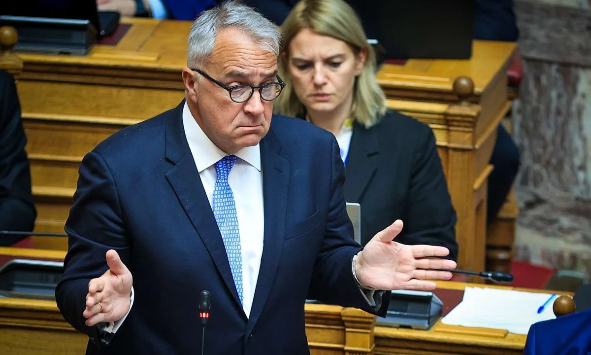 Ο ορισμός του «δεν μας φτύνουν, αλλά βρέχει» - «Ακραίο και εμπαθές» χαρακτήρισε το ψήφισμα του Ευρωκοινοβουλίου ο Μάκης Βορίδης!