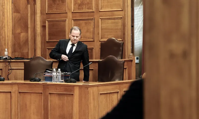 Κώστας Καραμανλής: Ο άνθρωπος είναι επικίνδυνος - Έβαλε στην ίδια πρόταση το εκφράζω τον πόνο μου και το όμως