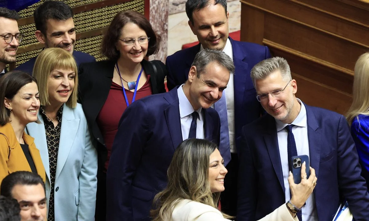 Υπάρχει θέμα ηγεσίας στη Ν.Δ. μετά το νομοσχέδιο με τον γάμο ομοφυλοφίλων και πλέον δεν κρύβεται