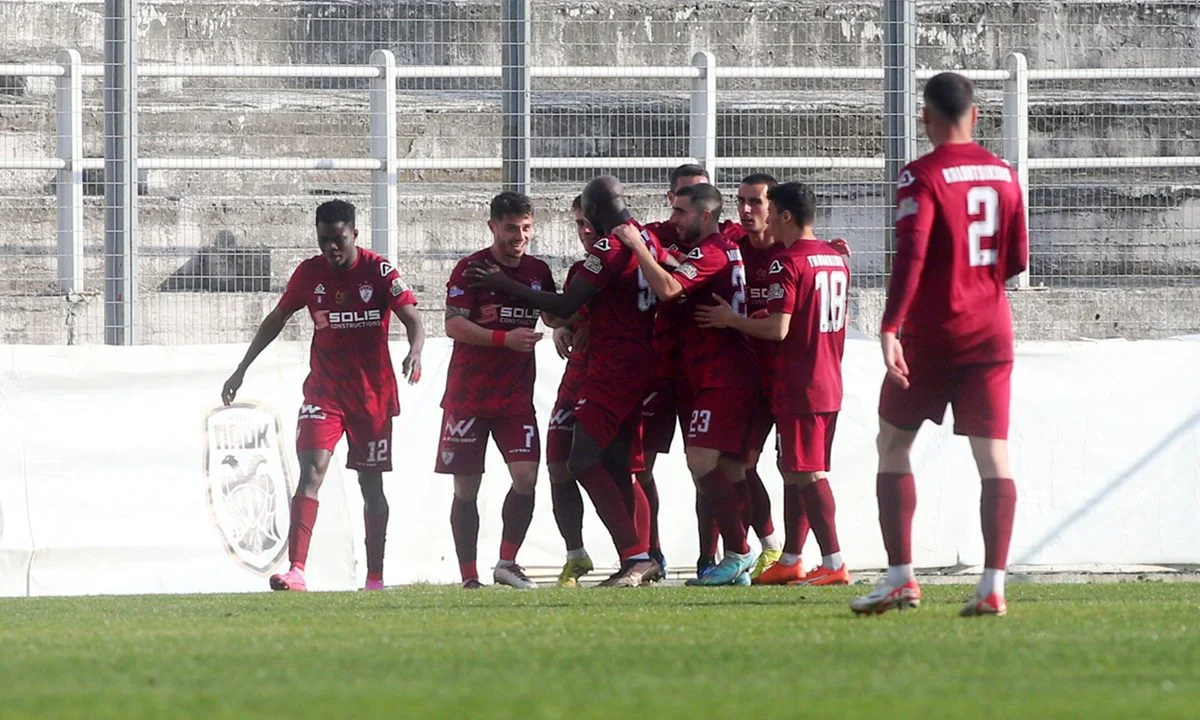 Super League 2: Η ΑΕΛ το άγχος του Γιάννη Κομπότη