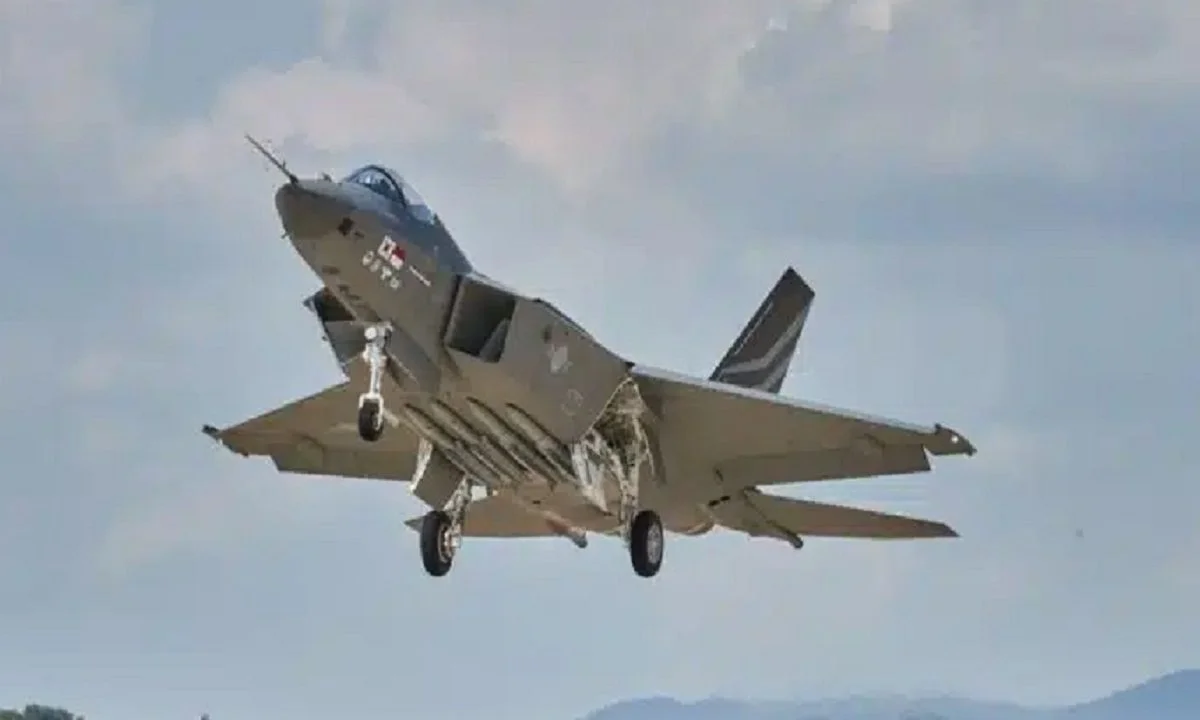 Η Τουρκία κάνουν MAT με το KAAN και γιατί πρέπει να βάλουν σε σοβαρές σκέψεις την ελληνική Πολεμική Αεροπορία – Τι θα μπορεί να έχει το ΚΑΑΝ.