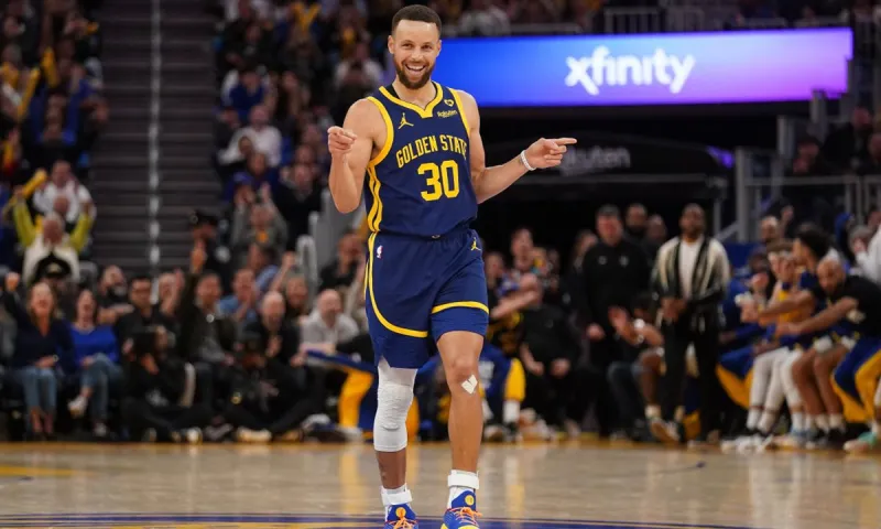 NBA Αποτελέσματα: Ο Κάρι «καθάρισε» τους Λέικερς - Με 40άρα του Ντόντσιτς οι Μάβερικς