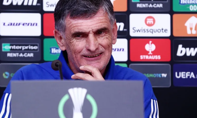 Ολυμπιακός: Επιμένει να θέλει δίπλα του άνθρωπο του Ολυμπιακού ο Μεντιλίμπαρ - Του έχει κάνει τρομερή εντύπωση