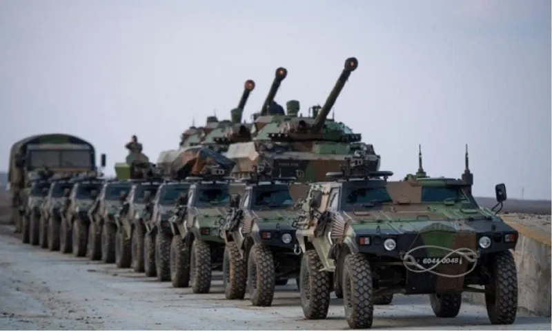 Μακρόν: Η Γαλλία βλέπει ότι οι Ρώσοι θα φτάσουν στο Κίεβο!