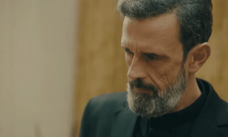 Το ναυάγιο επόμενα επεισόδια: Ο Στελής δίνει στην Ειρήνη γράμμα από τον Πέτρο