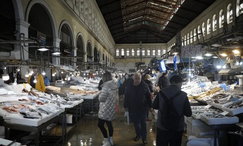 Ακρίβεια: Μπακαλιάρος από χρυσό – Πόσο θα τον αγοράσετε φέτος