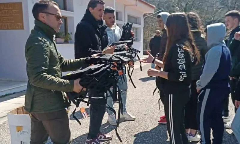 Πρόδωσαν τα «μυστικά» τους στους μαθητές του Ραπτόπουλου