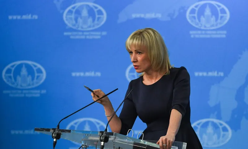 Ζαχάροβα: Η Αθήνα επιμένει στις εγκληματικές αποφάσεις της - Αναγκασμένοι να υπενθυμίζουμε στην Αθήνα τα στοιχειώδη μαθήματα ιστορίας
