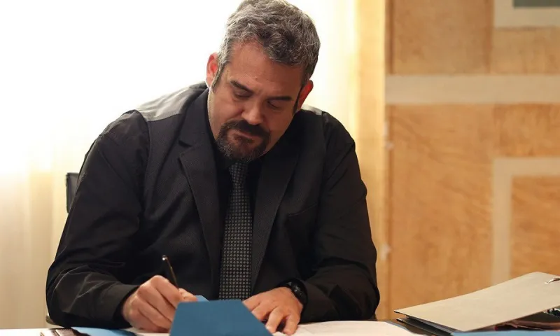 Σασμός επόμενα επεισόδια: Χτυπούν τον Χρήστο με λοστό μέσα στο σπίτι του