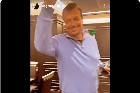 Έφαγαν παρέα Γιαννακόπουλος και Αταμάν (vid)