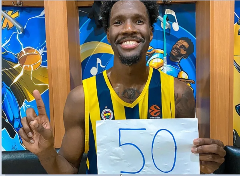 Ανεπανάληπτο! Ρεκόρ πόντων στη EuroLeague από τον Νάιτζελ Χέις-Ντέιβις με 50αρα!