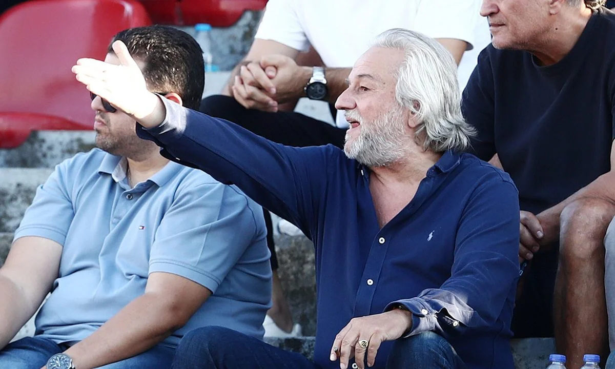 Ο Παπαδόπουλος παραιτήθηκε μετά την ήττα του Λεβαδειακού από τον ΠΑΟΚ, αλλά ο Κομπότης δεν την κάνει αποδεκτή.