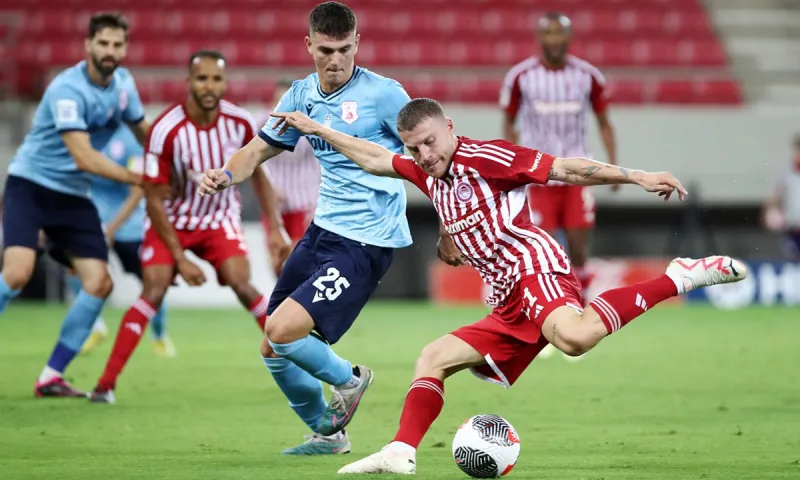 Super League νέα (3/4): Πόσα λεφτά θα πάρει από τον Ολυμπιακό ο Πανσερραϊκός και ποιον προπονητή κοιτάει ο Ατρόμητος - Αποχώρηση από τον ΟΦΗ