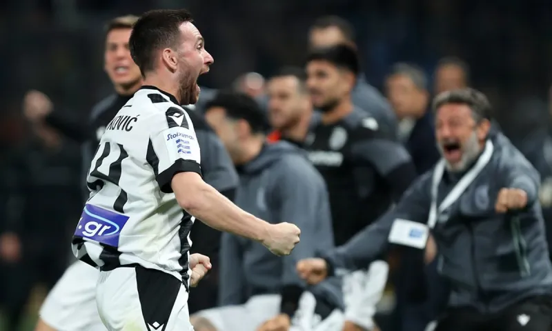 Βαθμολογία Super League πλέι οφ: Έμεινε πρώτος ο ΠΑΟΚ, μείωσαν Παναθηναϊκός και Ολυμπιακός